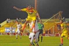 Foto de la galería: Crucero del Norte 1-Huracán de Parque Patricios 0