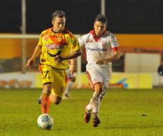 Foto de la galería: Crucero del Norte 1-Huracán de Parque Patricios 0