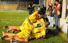 Foto de la galería: Crucero del Norte 1-Huracán de Parque Patricios 0