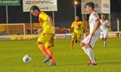 Foto de la galería: Crucero del Norte 1-Huracán de Parque Patricios 0