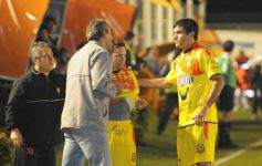 Foto de la galería: Crucero del Norte 1-Huracán de Parque Patricios 0