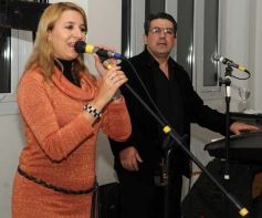 Foto de la galería: Nélida Madelaire y un evento festivo con familiares y amigos