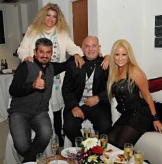 Foto de la galería: Nélida Madelaire y un evento festivo con familiares y amigos