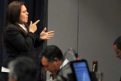 Foto de la galería: Proponen incorporar la enseñanza de la lengua de señas a la educación primaria