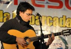 Foto de la galería: Gran peña folclórica con fines benéficos realizado por el Club Pirá Pytá y los músicos populares misioneros