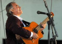 Foto de la galería: Gran peña folclórica con fines benéficos realizado por el Club Pirá Pytá y los músicos populares misioneros