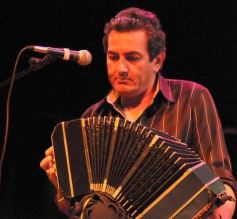 Foto de la galería: Espectáculo de primer nivel de los Hermanos Brítez y Mario Bofil en el auditorium del Montoya