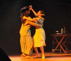 Foto de la galería: Espectáculo de primer nivel de los Hermanos Brítez y Mario Bofil en el auditorium del Montoya