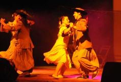 Foto de la galería: Espectáculo de primer nivel de los Hermanos Brítez y Mario Bofil en el auditorium del Montoya