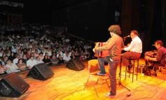 Foto de la galería: Espectáculo de primer nivel de los Hermanos Brítez y Mario Bofil en el auditorium del Montoya