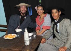 Foto de la galería: Espectáculo de primer nivel de los Hermanos Brítez y Mario Bofil en el auditorium del Montoya