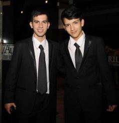 Foto de la galería: Espectáculo de primer nivel de los Hermanos Brítez y Mario Bofil en el auditorium del Montoya