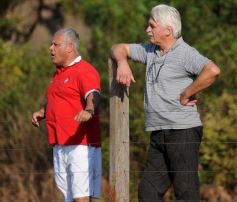 Foto de la galería: Centro se quedó con el clásico ante Lomas