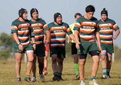 Foto de la galería: Centro se quedó con el clásico ante Lomas