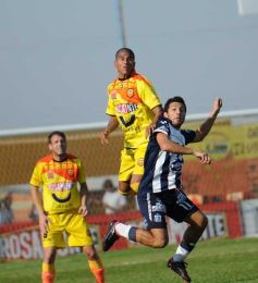 Foto de la galería: Crucero del Norte 1-Talleres de Córdoba 0