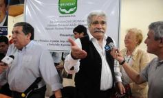 Foto de la galería: Jorge Asís disertó sobre política nacional e internacional en el Club Sarmiento de Posadas