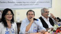 Foto de la galería: Jorge Asís disertó sobre política nacional e internacional en el Club Sarmiento de Posadas