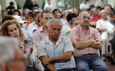 Foto de la galería: Jorge Asís disertó sobre política nacional e internacional en el Club Sarmiento de Posadas