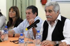 Foto de la galería: Jorge Asís disertó sobre política nacional e internacional en el Club Sarmiento de Posadas