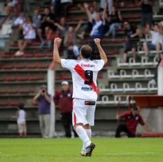 Foto de la galería: Guaraní puso primera en el Argentino A