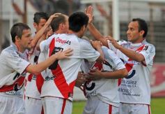 Foto de la galería: Guaraní puso primera en el Argentino A
