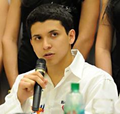 Foto de la galería: Posadas Plaza Shopping fue el escenario elegido para lanzar oficialmente la 9ª fecha del calendario 2013 del TN