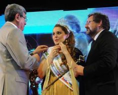 Foto de la galería: Natalia Burgen de la colectividad suiza es la nueva Reina de la Fiesta Nacional del Inmigrante