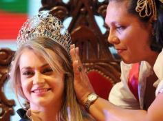 Foto de la galería: Natalia Burgen de la colectividad suiza es la nueva Reina de la Fiesta Nacional del Inmigrante