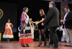 Foto de la galería: Natalia Burgen de la colectividad suiza es la nueva Reina de la Fiesta Nacional del Inmigrante