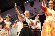 Foto de la galería: Natalia Burgen de la colectividad suiza es la nueva Reina de la Fiesta Nacional del Inmigrante