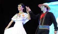 Foto de la galería: Natalia Burgen de la colectividad suiza es la nueva Reina de la Fiesta Nacional del Inmigrante