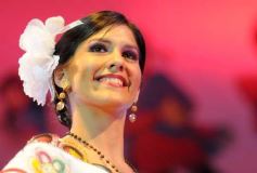Foto de la galería: Natalia Burgen de la colectividad suiza es la nueva Reina de la Fiesta Nacional del Inmigrante