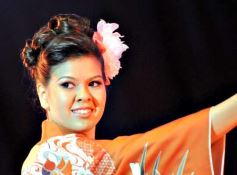 Foto de la galería: Natalia Burgen de la colectividad suiza es la nueva Reina de la Fiesta Nacional del Inmigrante