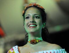 Foto de la galería: Natalia Burgen de la colectividad suiza es la nueva Reina de la Fiesta Nacional del Inmigrante