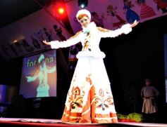 Foto de la galería: Natalia Burgen de la colectividad suiza es la nueva Reina de la Fiesta Nacional del Inmigrante