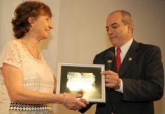 Foto de la galería: FeCCoProMi reconoció a los profesionales destacados del 2013