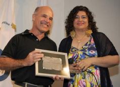 Foto de la galería: FeCCoProMi reconoció a los profesionales destacados del 2013