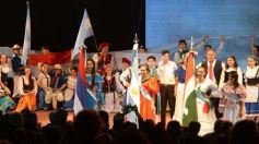 Foto de la galería: Desfile inaugural de la XXXIV Fiesta Nacional del Inmigrante