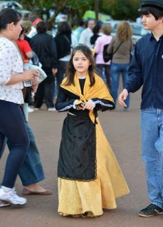 Foto de la galería: Desfile inaugural de la XXXIV Fiesta Nacional del Inmigrante