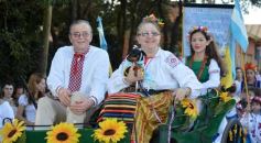 Foto de la galería: Desfile inaugural de la XXXIV Fiesta Nacional del Inmigrante