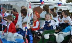 Foto de la galería: Desfile inaugural de la XXXIV Fiesta Nacional del Inmigrante