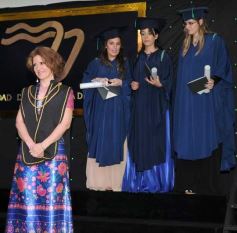 Foto de la galería: Acto de colación en la Universidad de la Cuenca del Plata