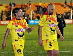 Foto de la galería: Crucero se hace fuerte de local