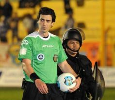 Foto de la galería: Crucero se hace fuerte de local