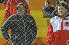 Foto de la galería: Crucero se hace fuerte de local