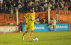 Foto de la galería: Crucero se hace fuerte de local