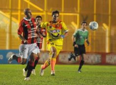 Foto de la galería: Crucero se hace fuerte de local