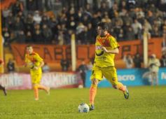 Foto de la galería: Crucero se hace fuerte de local