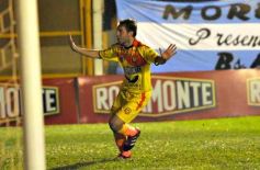 Foto de la galería: Crucero se hace fuerte de local