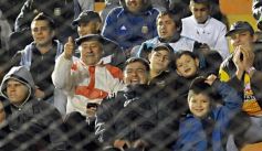 Foto de la galería: Crucero se hace fuerte de local